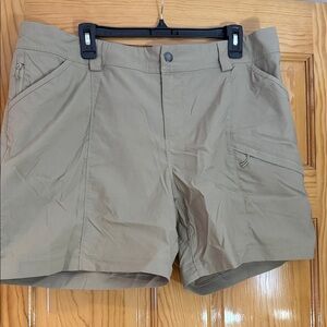 Duluth Trading Co Women's Tan Cargo Shorts